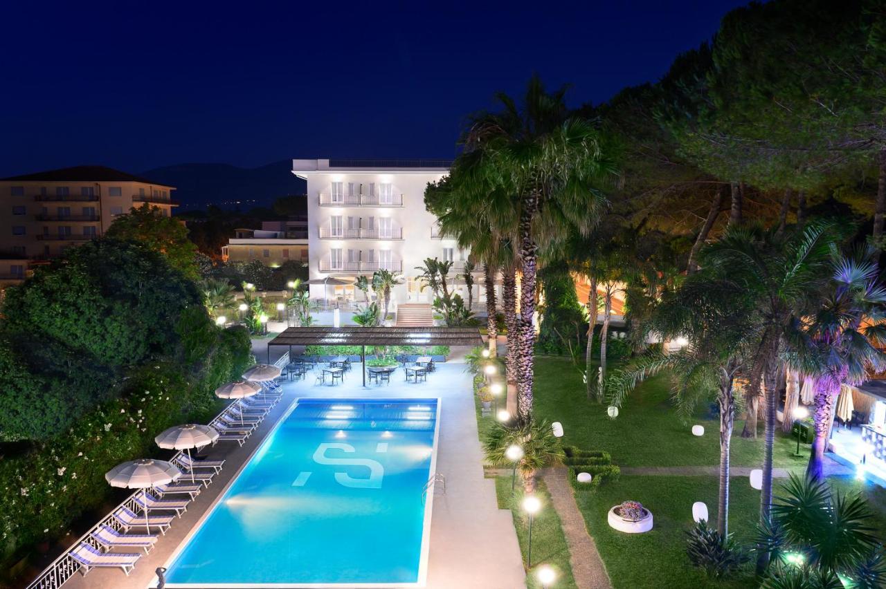 Hotel Sogaris Paestum Esterno foto